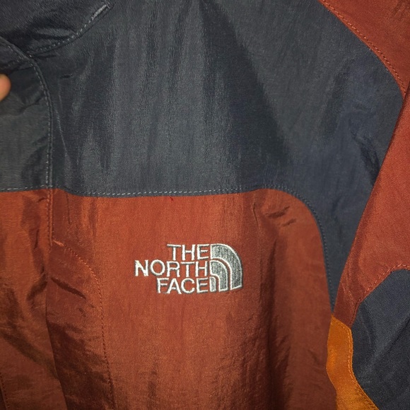 North Face Ski/Snowboard Jacket - Picture 3 of 4